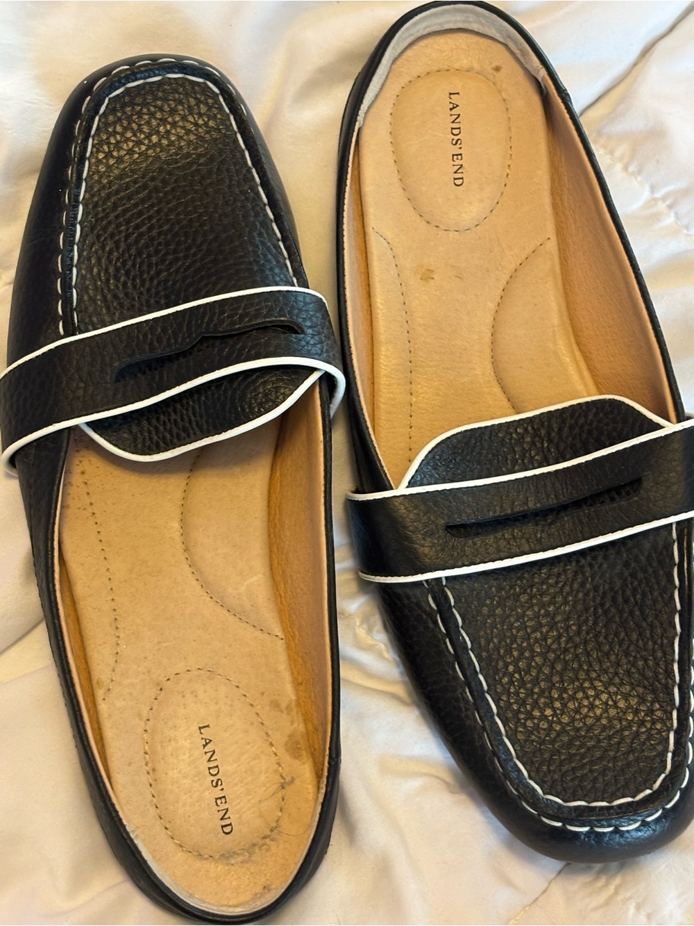 Like new, worn once side 9 Lands' End Black Leather Penny Loafers w/White Trim
